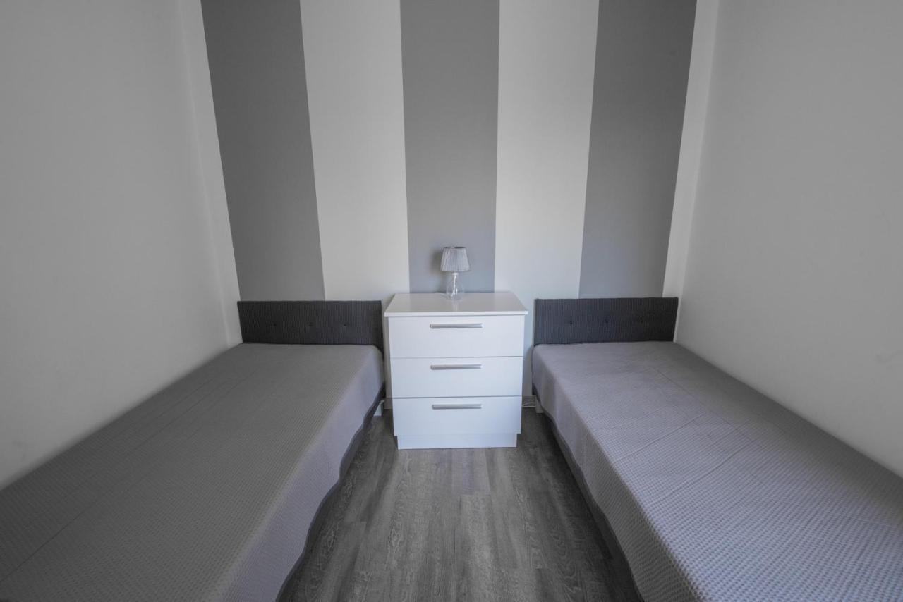 Green House - Two Bedroom Apartment Белско-Бяла Екстериор снимка